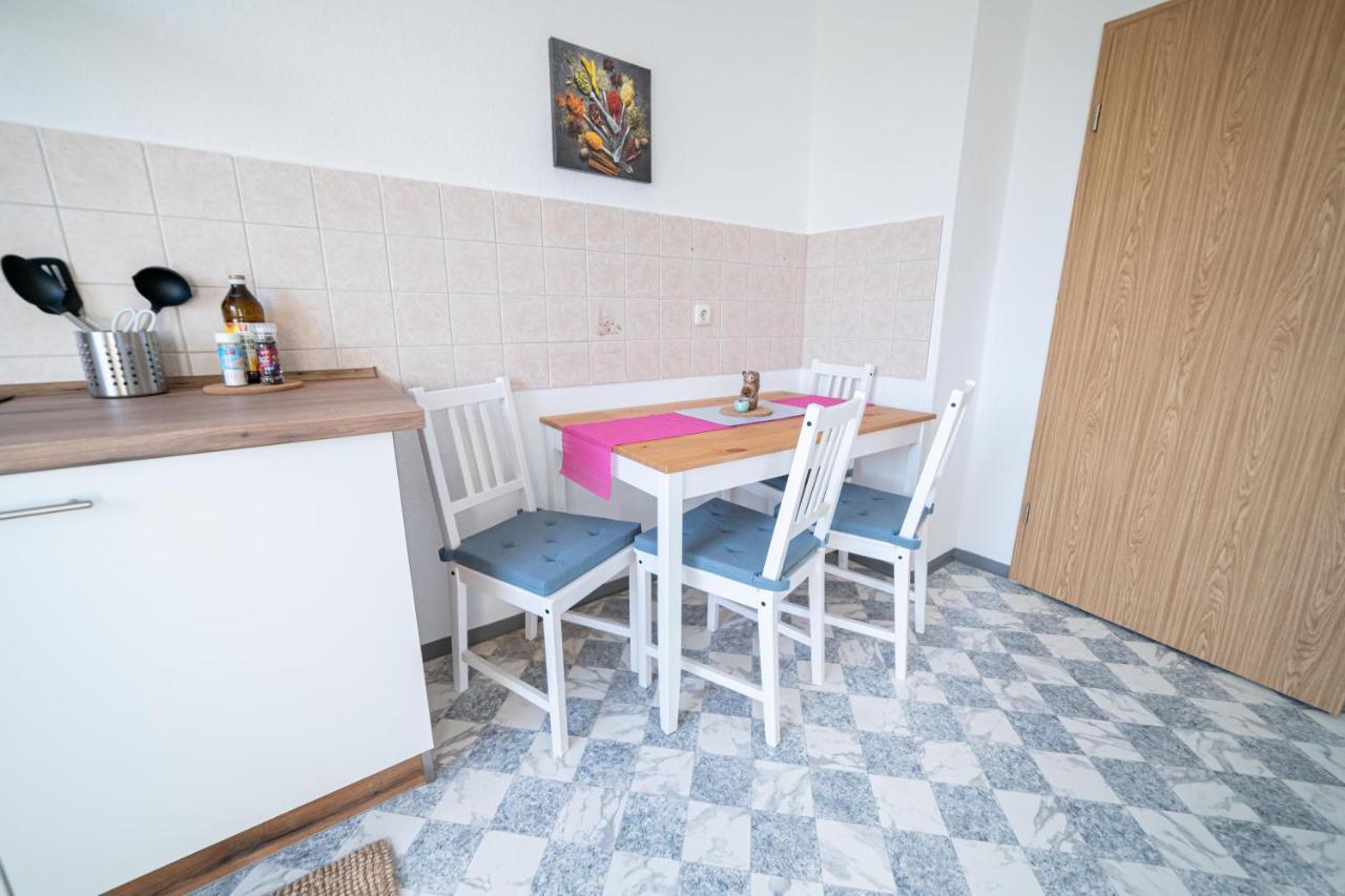 Fullhouse - Zwickau - R85 Apartments - Parking - 3 Beds - Nespresso ภายนอก รูปภาพ