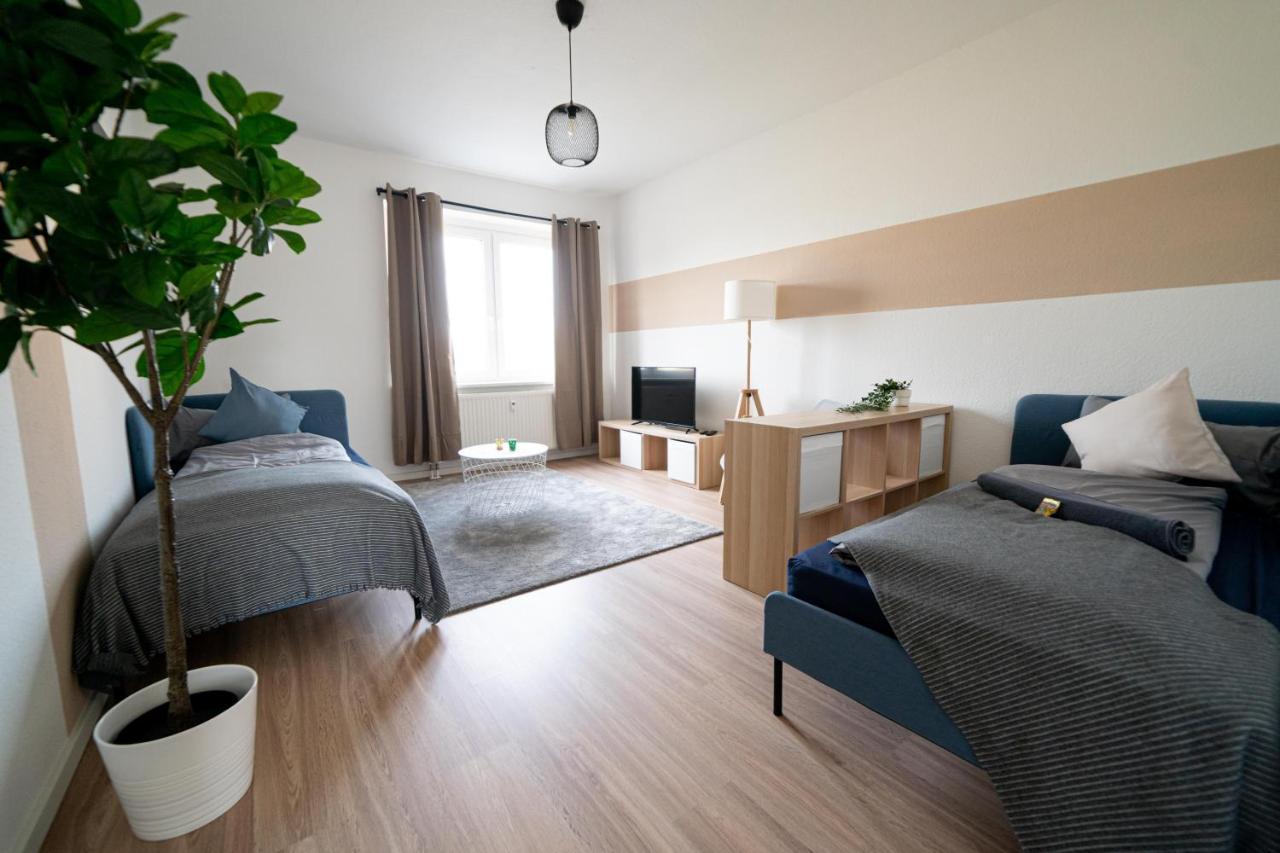 Fullhouse - Zwickau - R85 Apartments - Parking - 3 Beds - Nespresso ภายนอก รูปภาพ